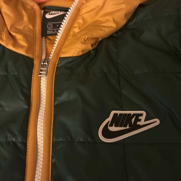 Men’s size S. Perfect condition. Worn once. Make an offer. - Picture 2 of 4